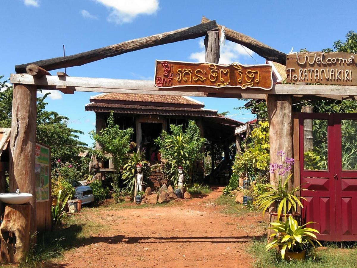 Ratanak Tep Rithea Homestay Banlung Buitenkant foto